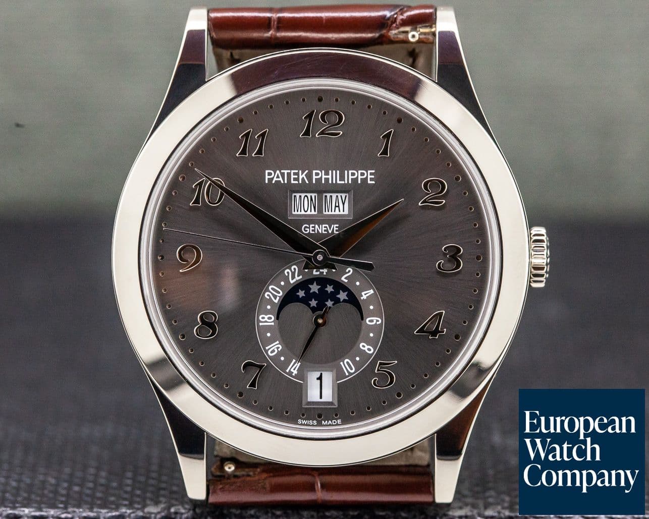 Image of Patek Philippe Annual Calendar White Gold Grey Dial