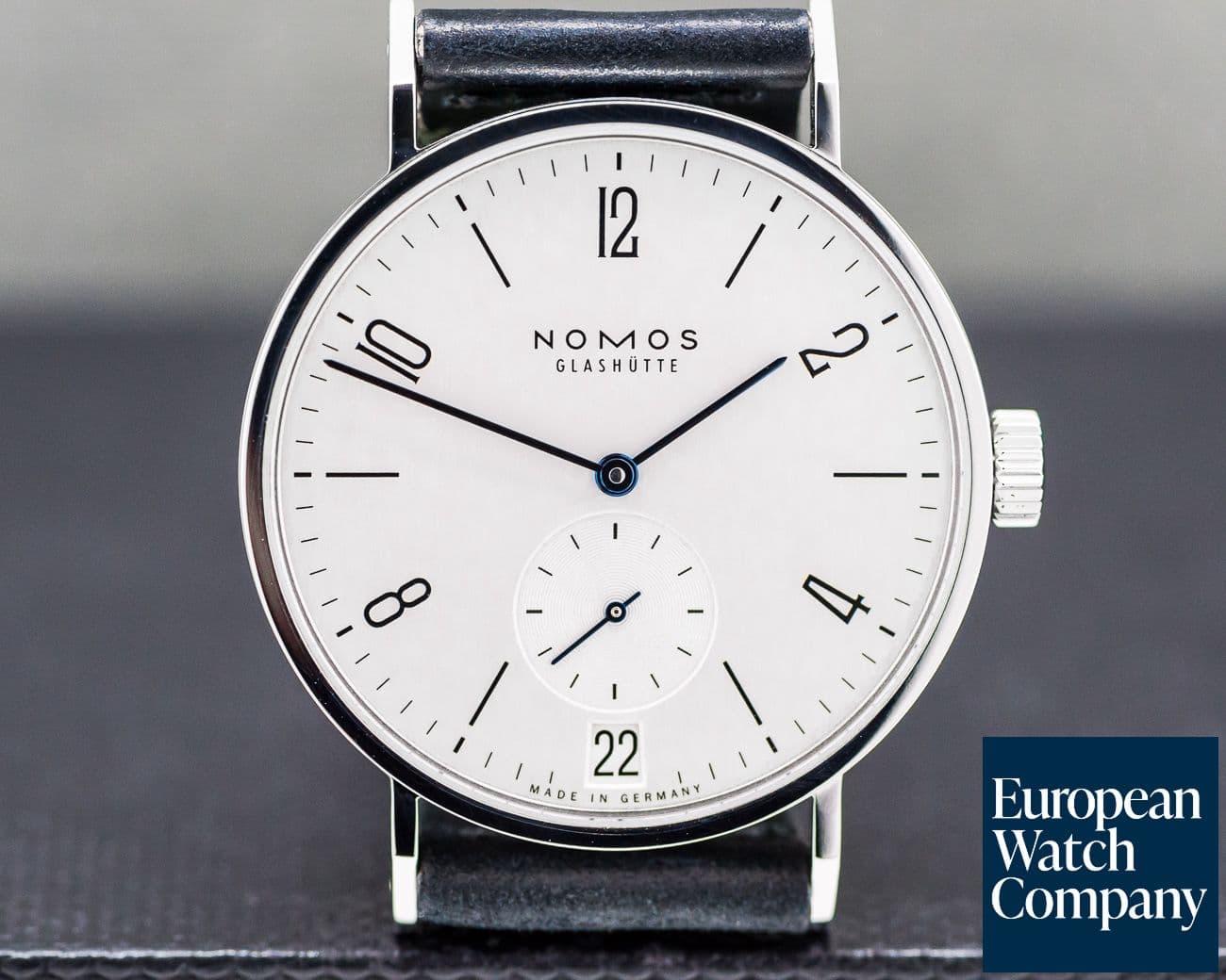 Image of Nomos Tangomat Datum SS