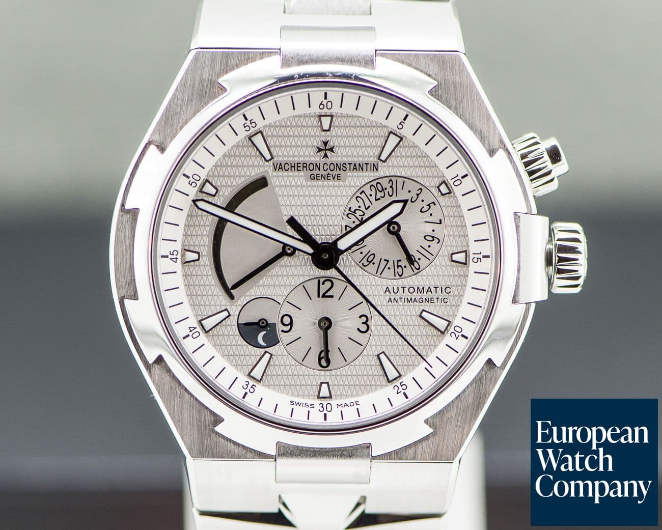 Image of Vacheron Constantin Overseas Dual Time Silver Dial / Bracelet