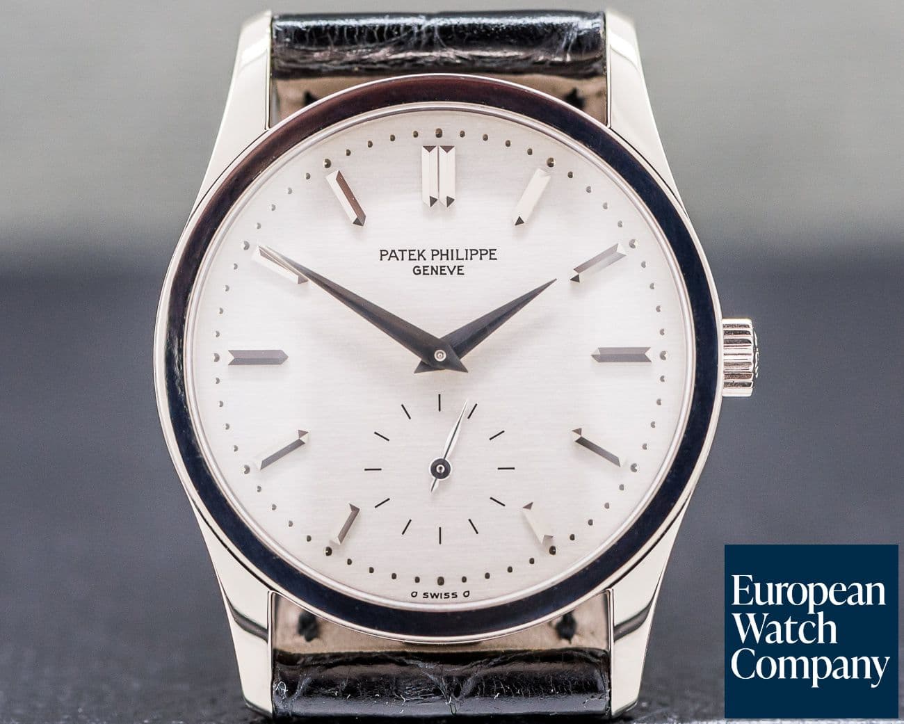 Image of Patek Philippe Calatrava 18K White Gold Manual