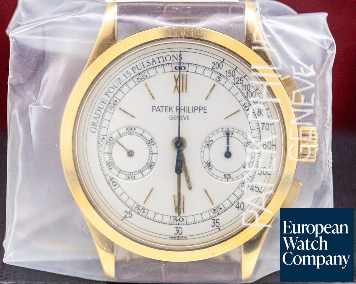Image of Patek Philippe Chronograph 18K Yellow Gold Pulsation Dial SEALED UNWORN