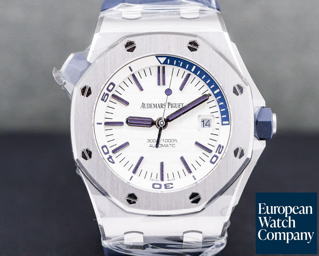 Image of Audemars Piguet Royal Oak Offshore Diver White Dial UNWORN