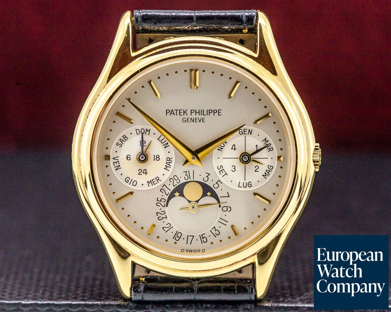 Image of Patek Philippe Perpetual Calendar 18K Yellow Gold