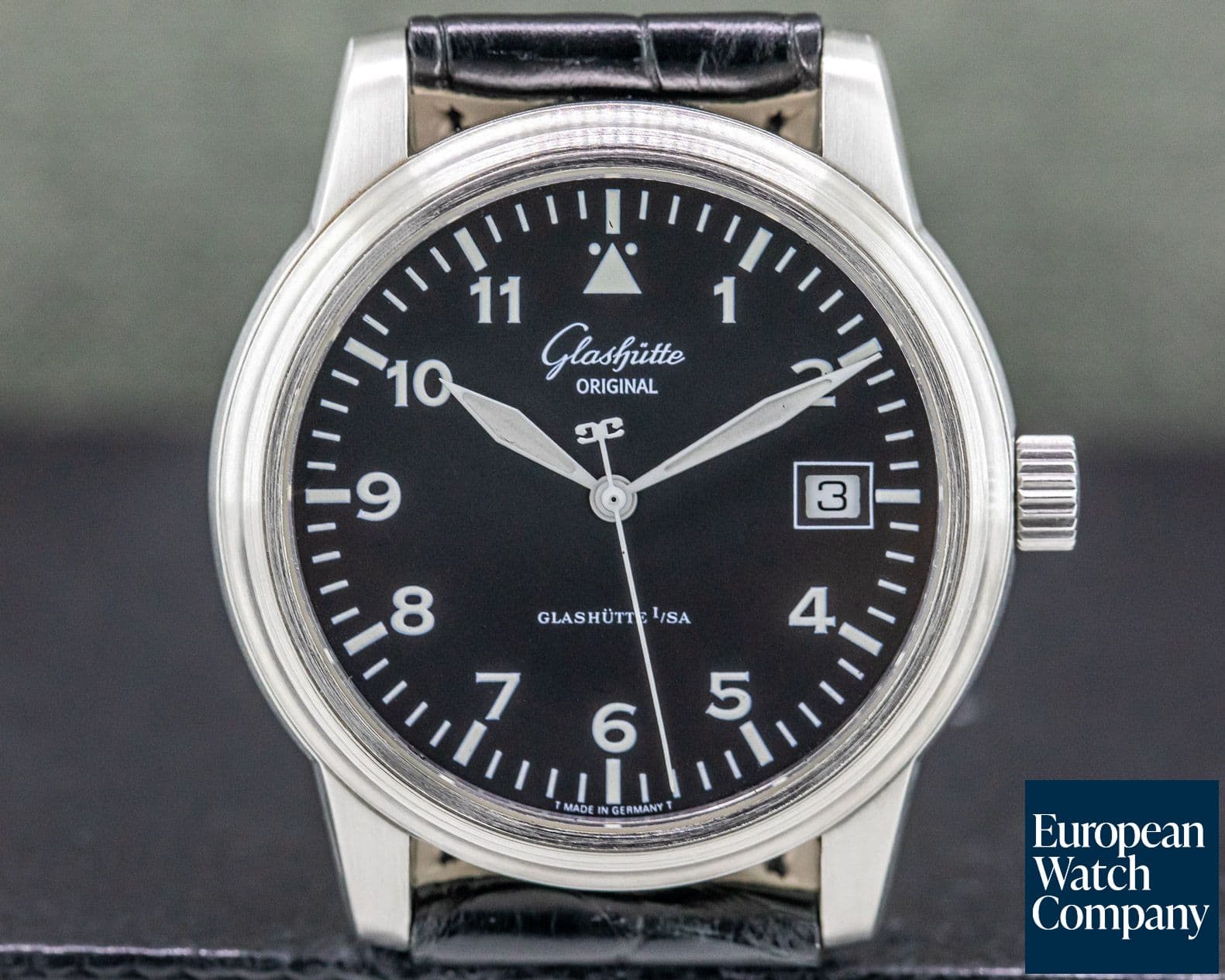 Image of Glashutte Original Senator Navigator Date SS Black Dial 