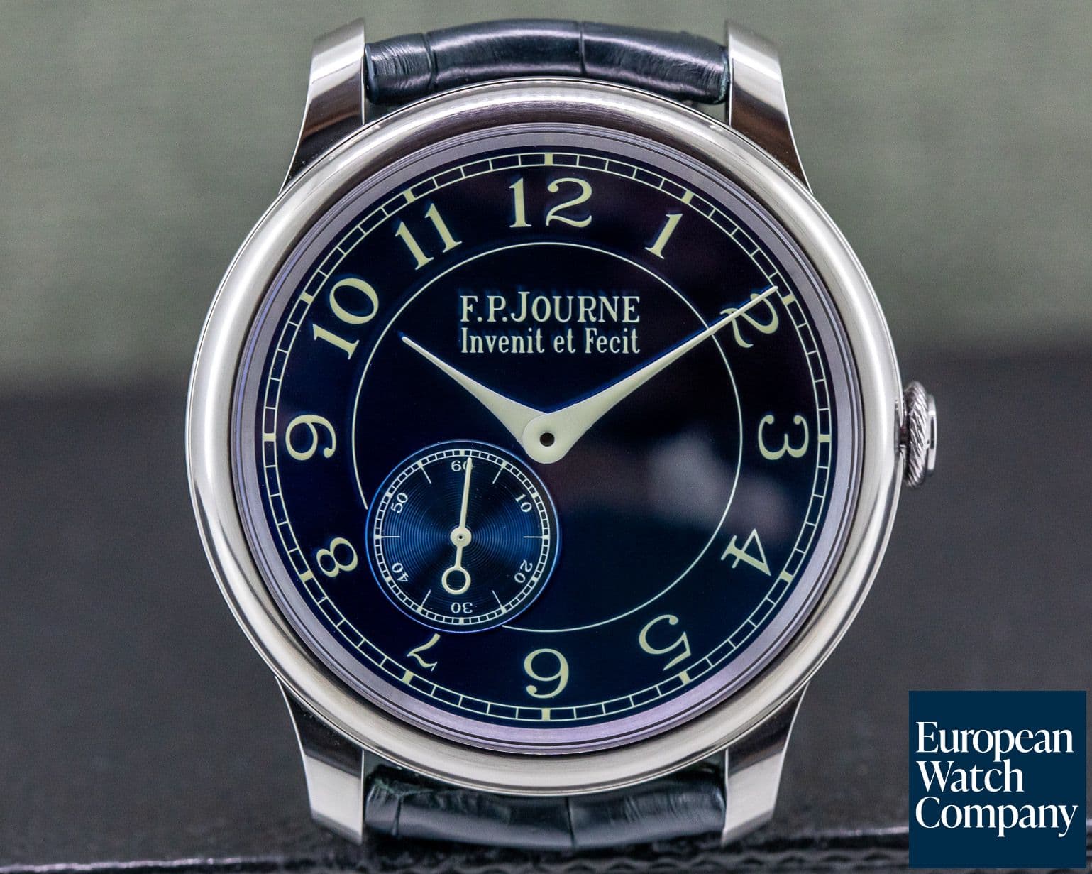 Image of F. P. Journe Chronometre Bleu Tantalum Blue Dial 