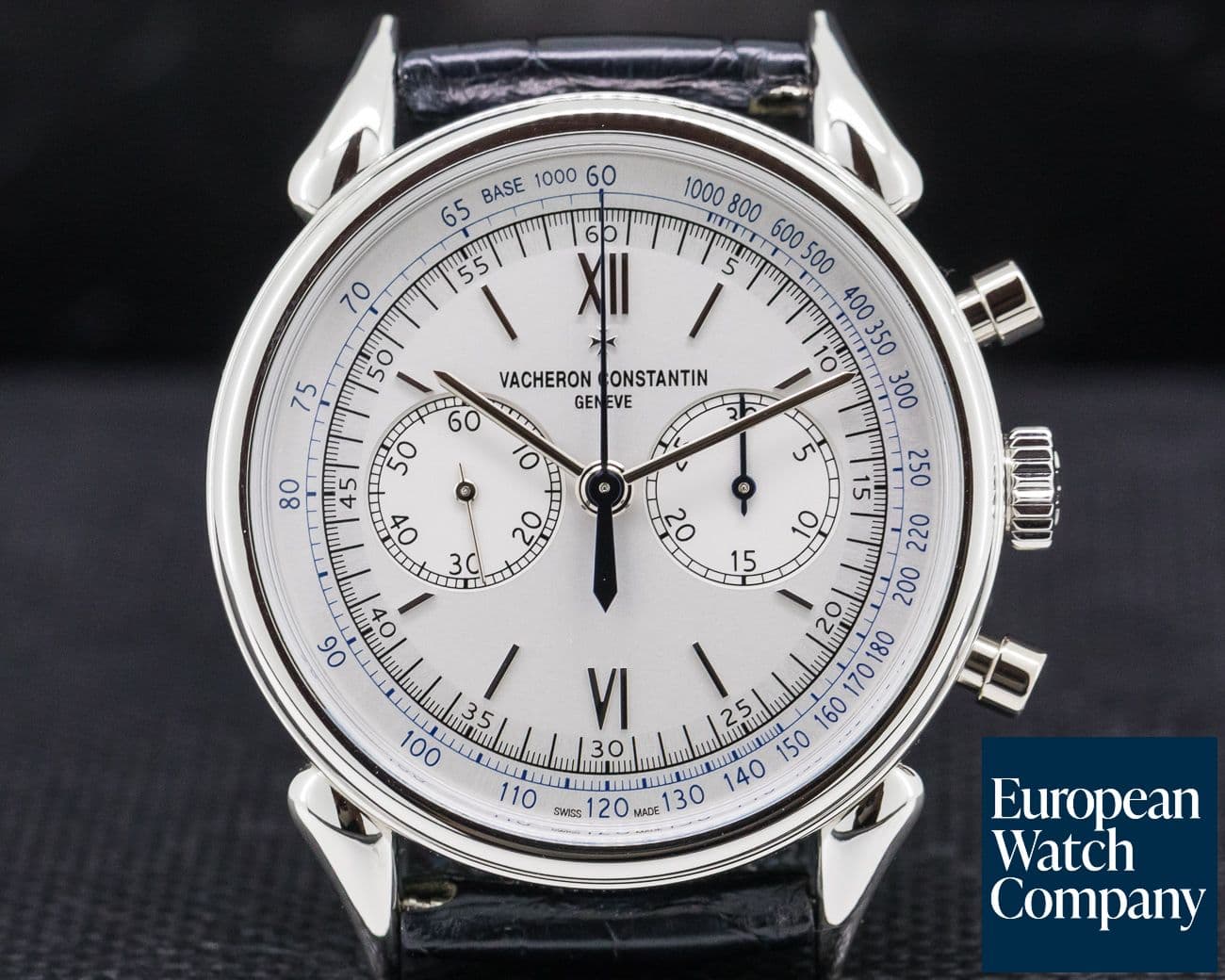 Image of Vacheron Constantin Les Historiques 1955 Cornes de Vache Platinum