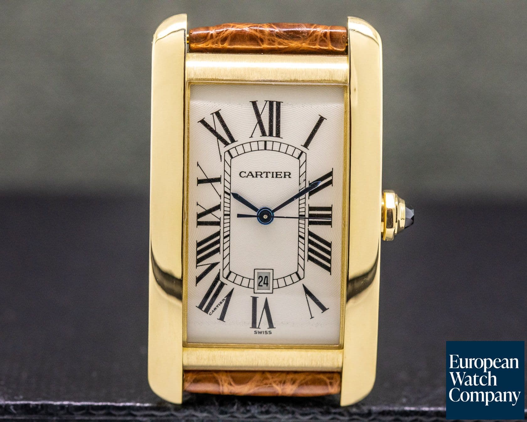 Image of Cartier Tank Americaine Large Mens 18K Yellow Gold
