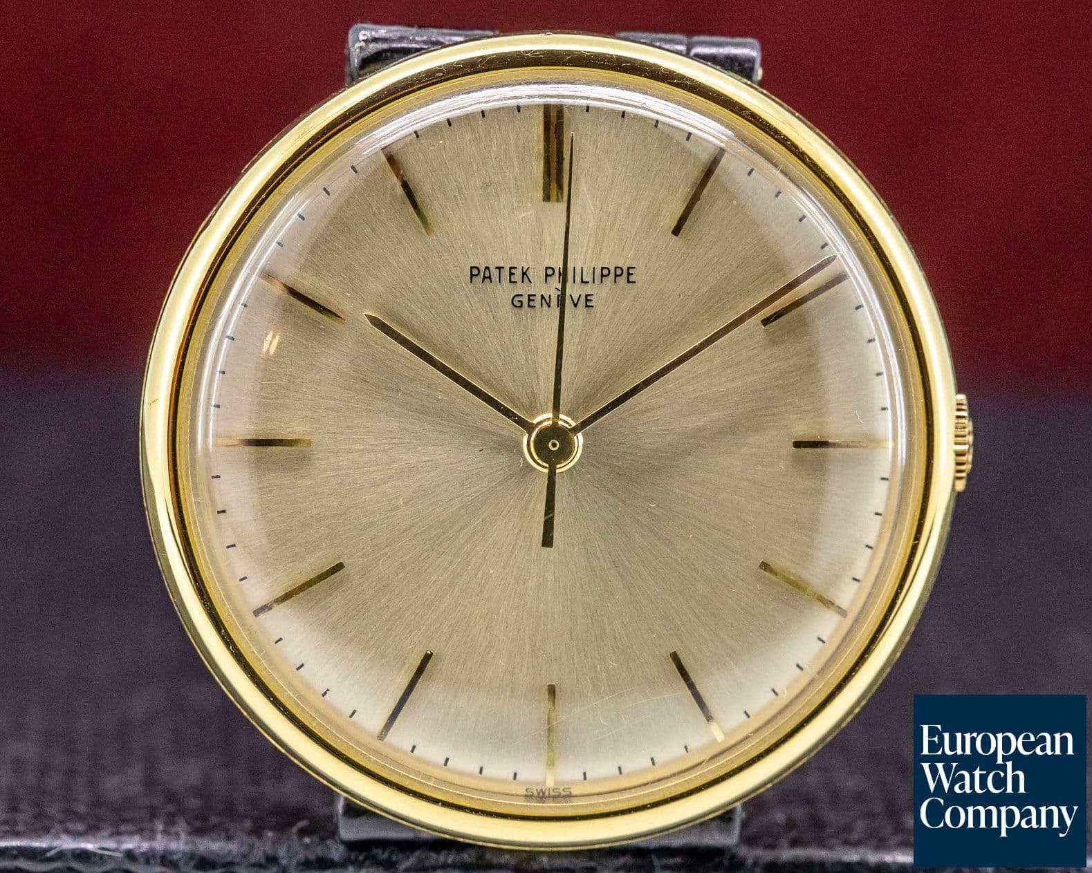 Image of Patek Philippe Vintage Calatrava Manual Wind "Disco Volante" 18K Yellow 