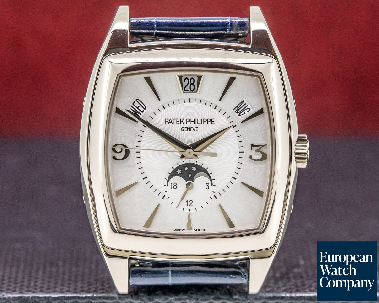 Image of Patek Philippe Gondolo Calendario 18K White Gold Silver Dial 