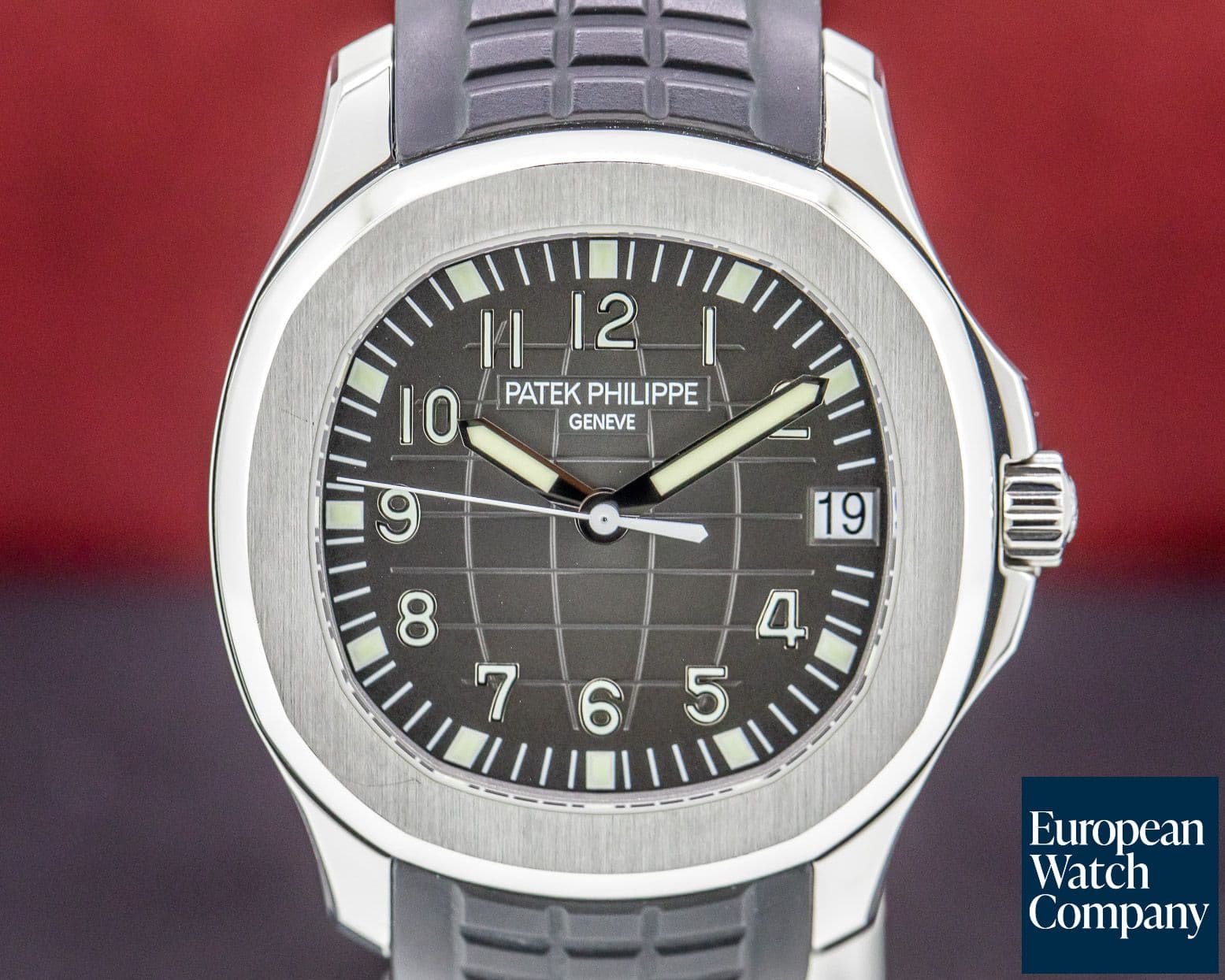 Image of Patek Philippe Aquanaut 5165A Mid Size VERY RARE 
