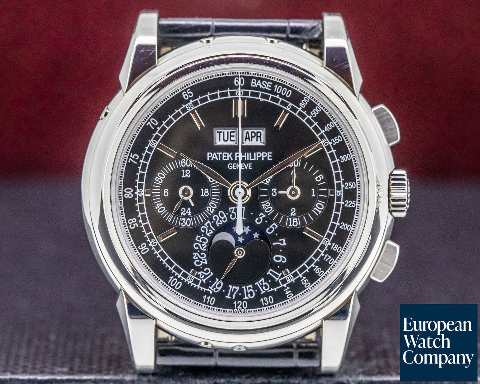 Image of Patek Philippe Perpetual Calendar Chronograph Platinum FULL SET