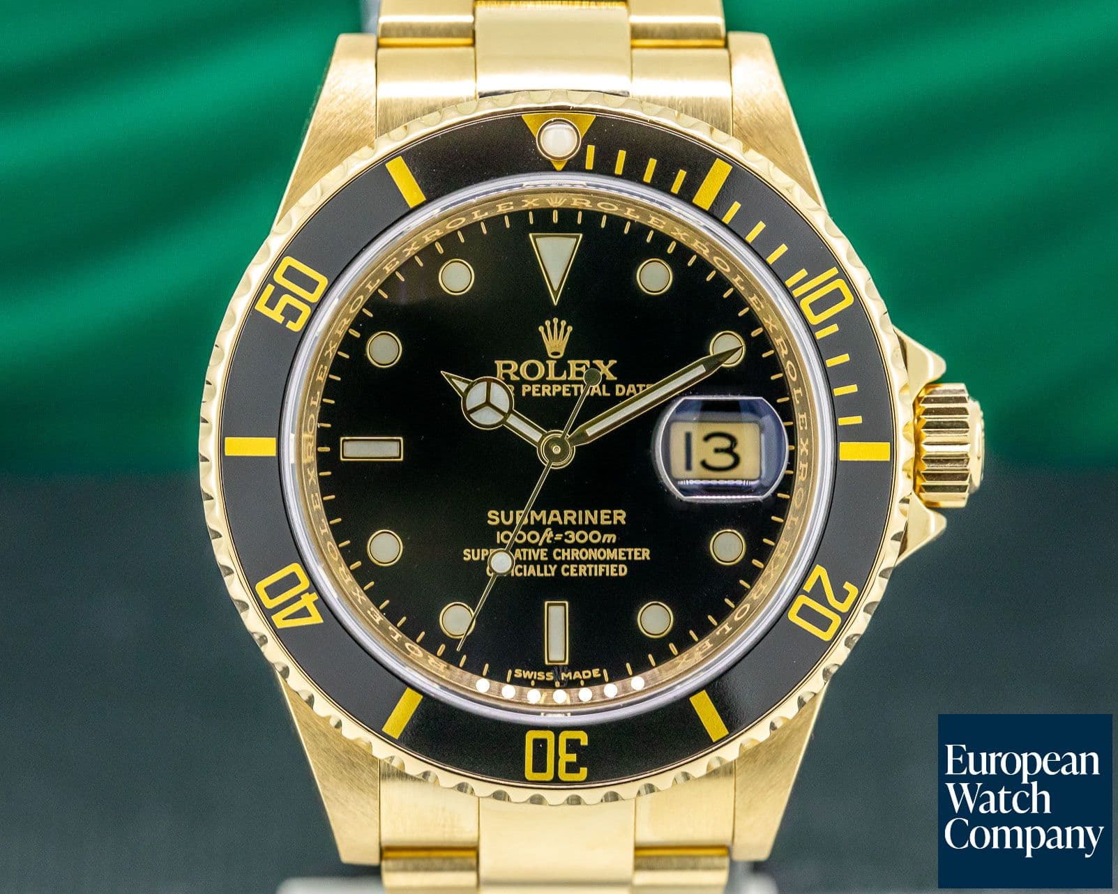 Image of Rolex Rolex Submariner Black Dial 18K Yellow Gold MINT FULL SET