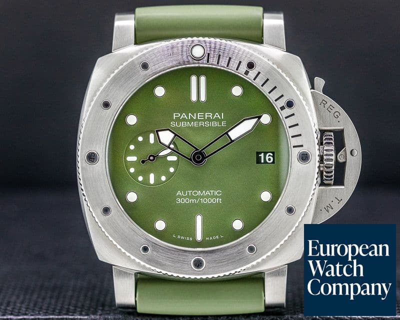 Image of Panerai Submersible Verde Militare Stainless Steel 42MM LIMITED