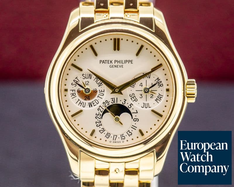 Image of Patek Philippe Perpetual Calendar / 18K Yellow Gold Bracelet FULL SET PATINA