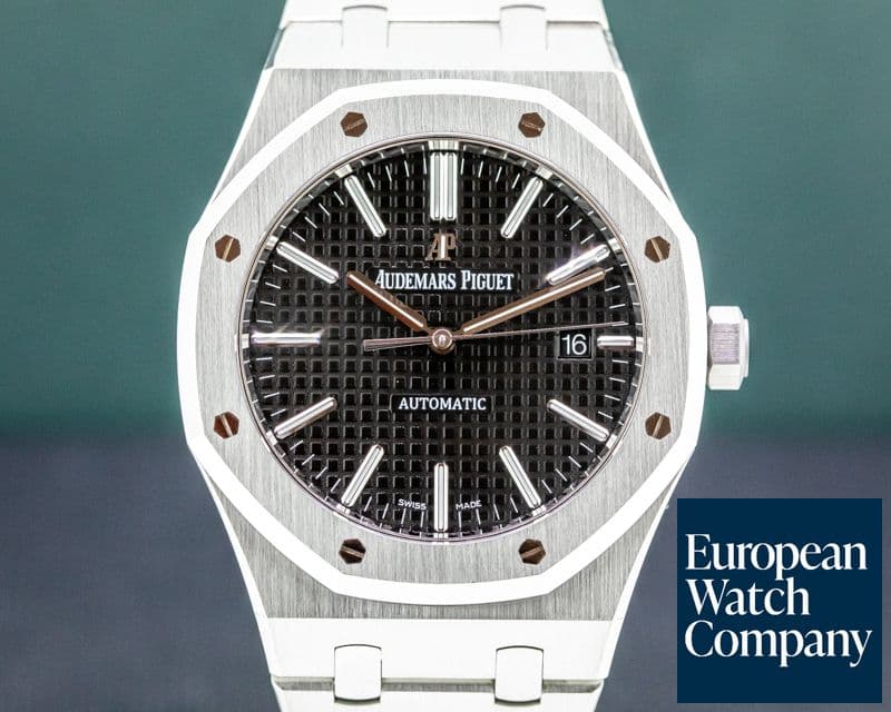 Image of Audemars Piguet Royal Oak 15400ST Black Dial 41MM