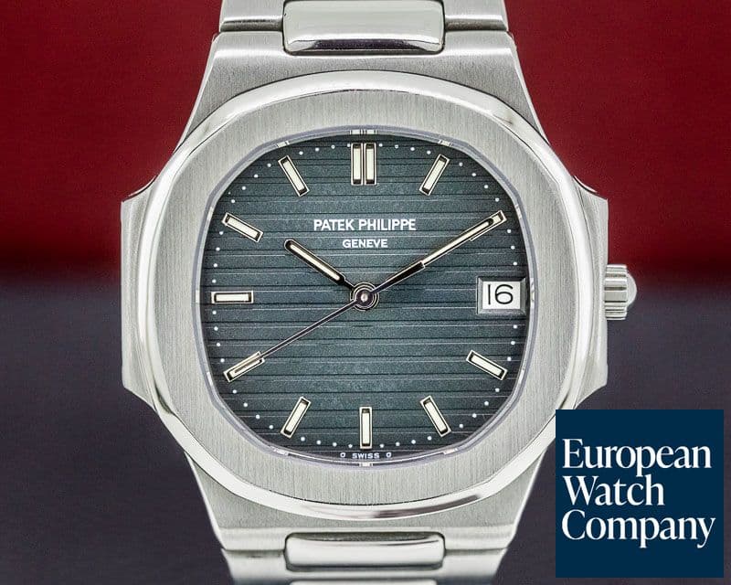 Image of Patek Philippe Nautilus Mid Size Quartz SS Blue Dial FULL SET