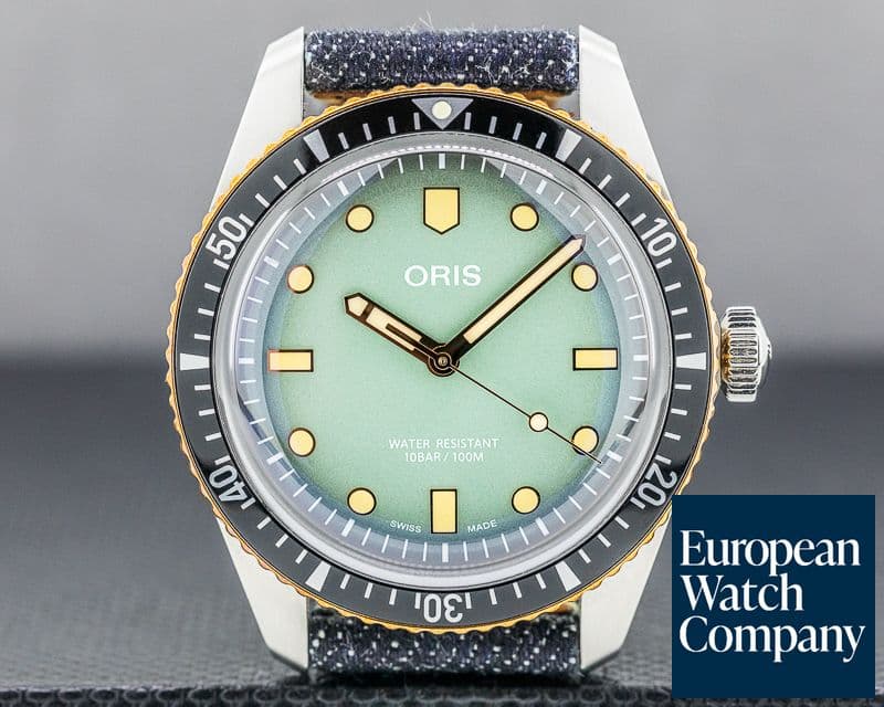 Image of Oris Divers Sixty-Five x Momotaro