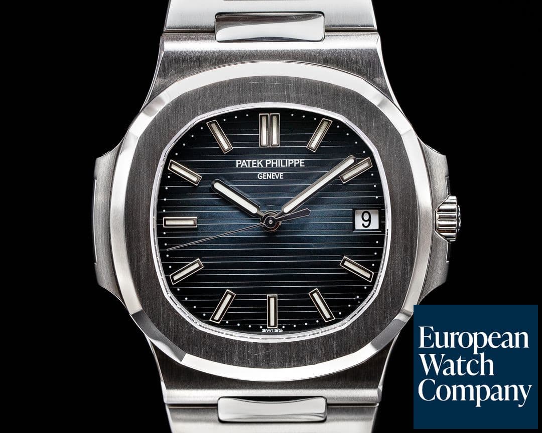 Image of Patek Philippe Jumbo Nautilus 5711 Blue Dial SS FULL SET