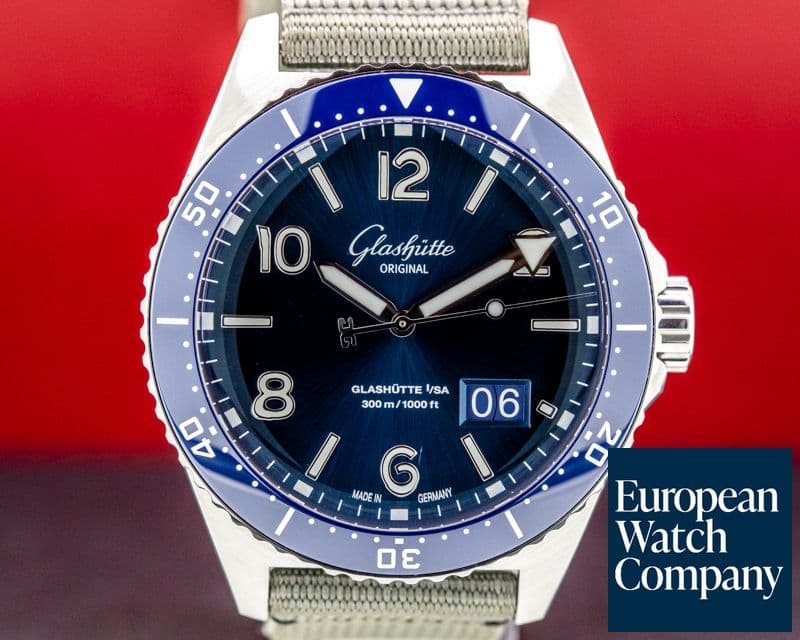 Image of Glashutte Original SeaQ Panorama Date Blue Dial SS 