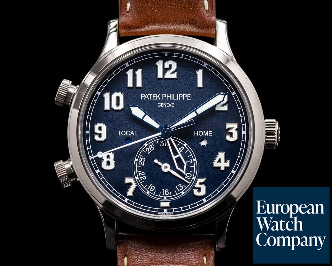 Image of Patek Philippe Calatrava 5524G Pilot Travel Time 18k White Gold 2019