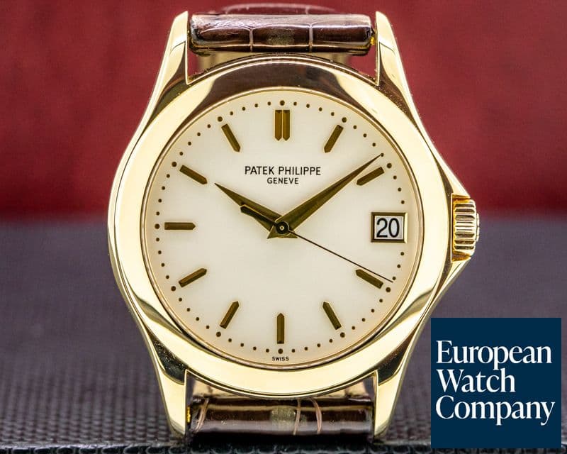 Image of Patek Philippe Calatrava 5107 Automatic 18K Yellow Gold