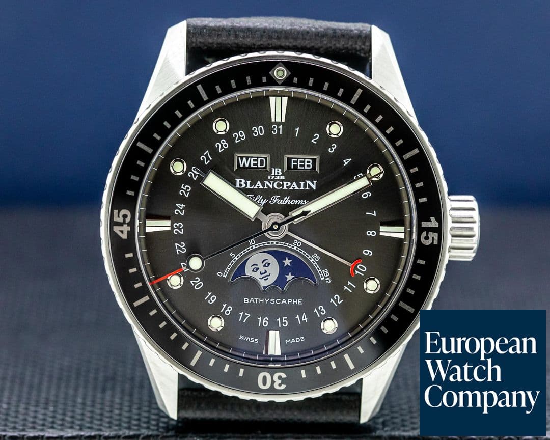 Image of Blancpain Fifty Fathoms Bathyscaphe Quantieme Complete Calendar Phases de Lune