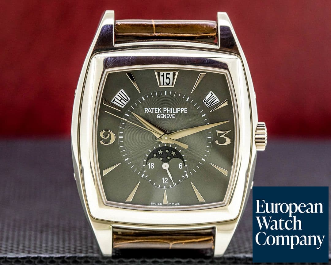 Image of Patek Philippe Gondolo Calendario 5135G 18K White Gold Grey Dial 