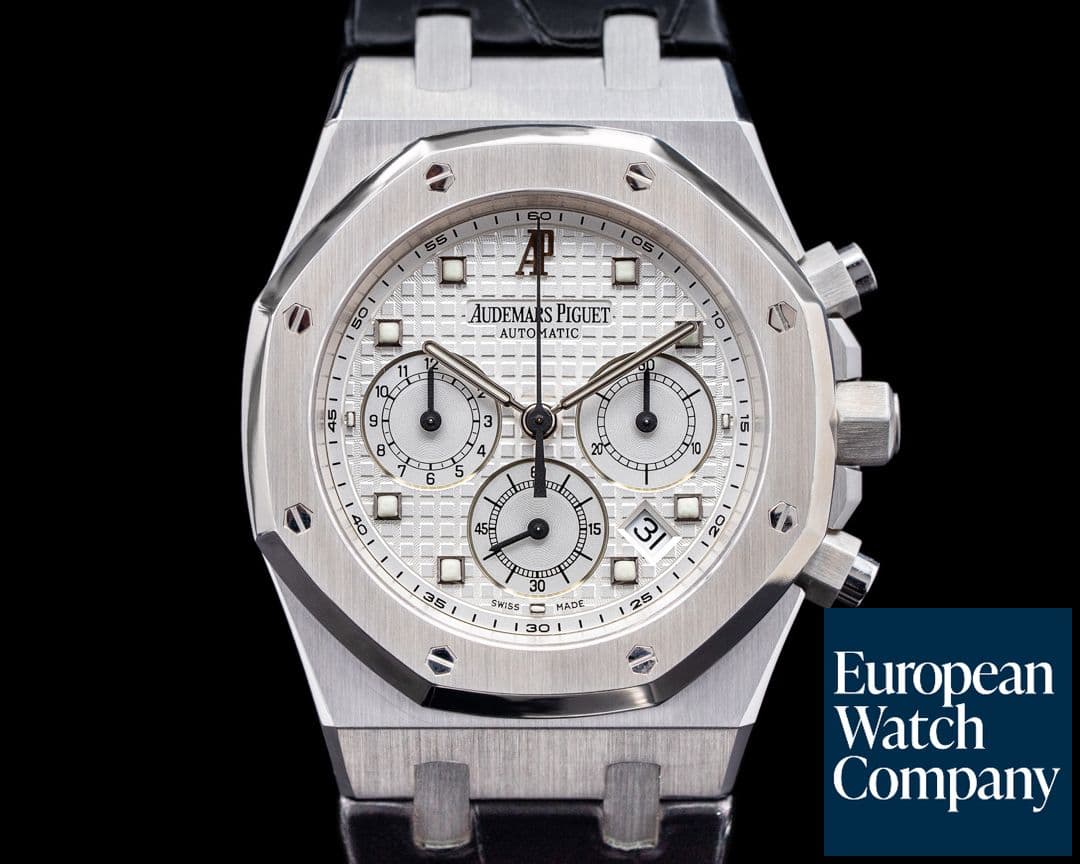 Image of Audemars Piguet Royal Oak 26022BC Chronograph 18K White Gold / Alligator