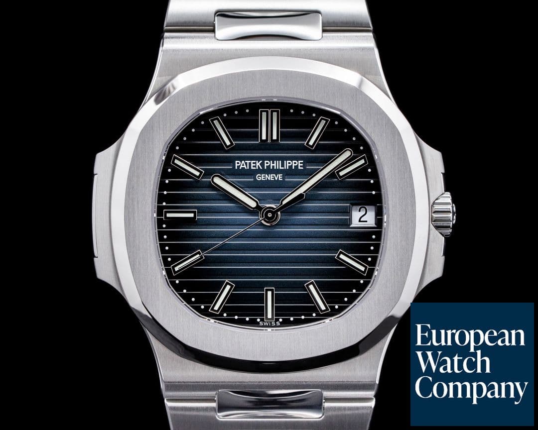 Image of Patek Philippe Jumbo Nautilus 5711 Blue Dial SS FULL SET 2020