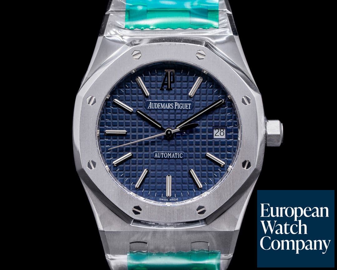 Image of Audemars Piguet Royal Oak BLUE Dial 15300ST SS AP SERVICED