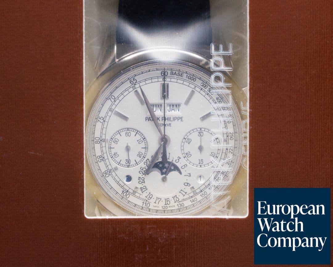 Image of Patek Philippe Perpetual Calendar Chronograph 5270G White Dial DOUBLE SEALED