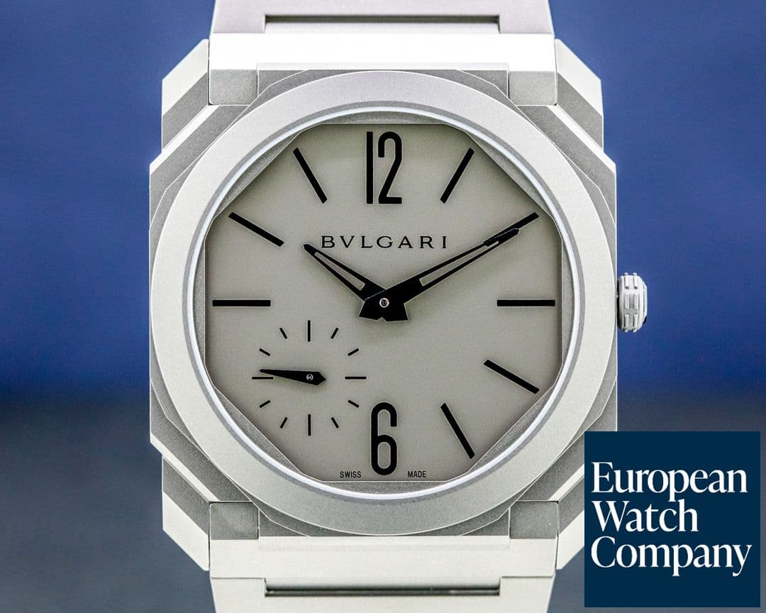 Image of Bulgari Octo Finissimo Extra Thin Grey / Black 40MM