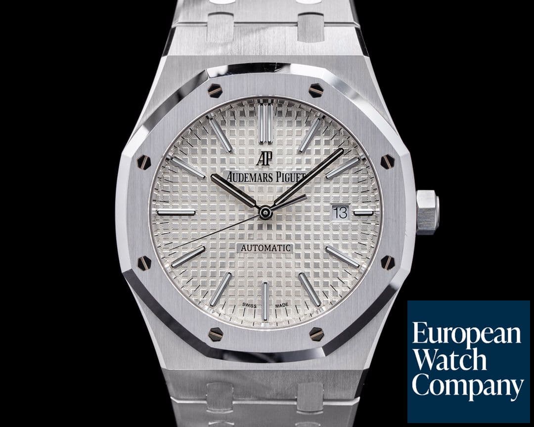 Image of Audemars Piguet Royal Oak 15400ST White Dial SS DISCONTINUED