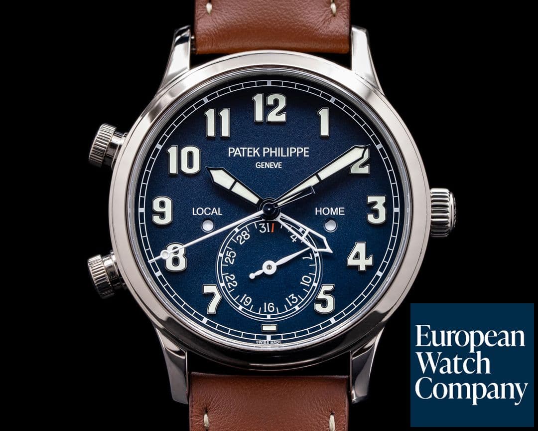 Image of Patek Philippe Calatrava 5524G Pilot Travel Time 18k White Gold 