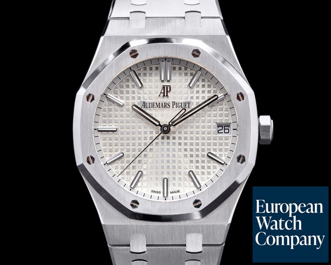 Image of Audemars Piguet Royal Oak White Dial 15500ST 2021 UNWORN