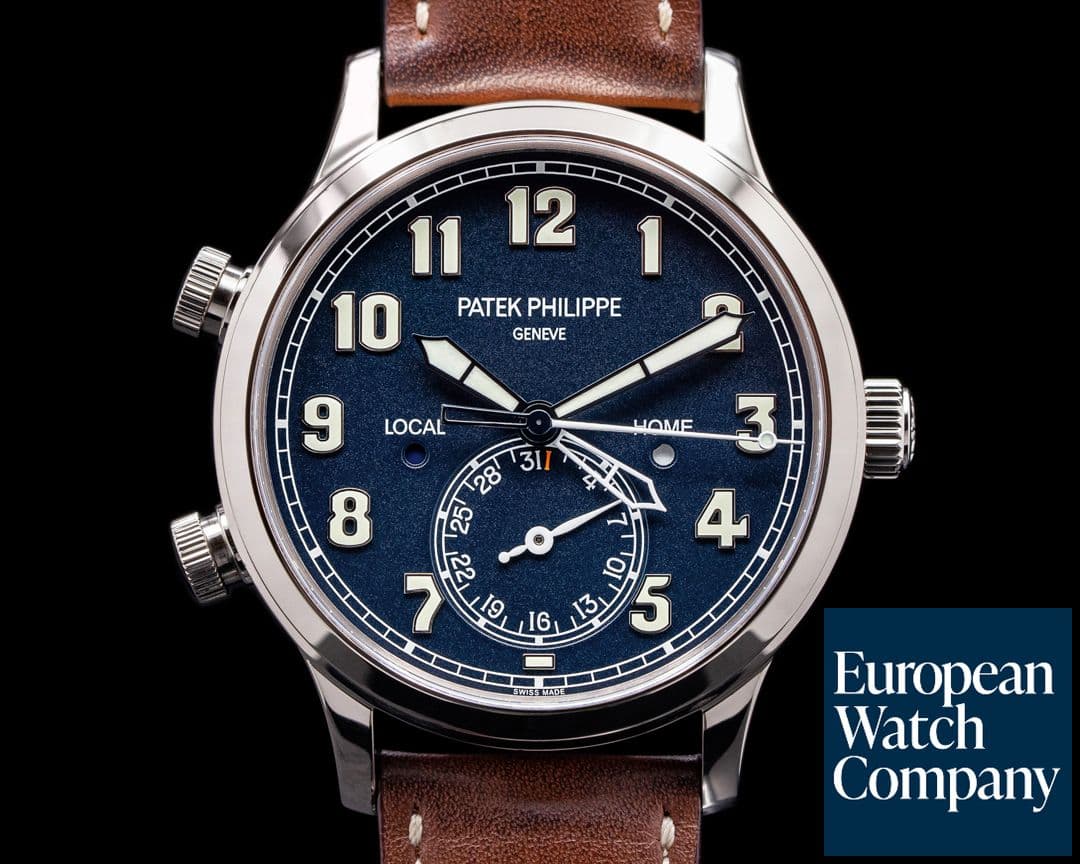 Image of Patek Philippe Calatrava 5524G Pilot Travel Time 18k White Gold 