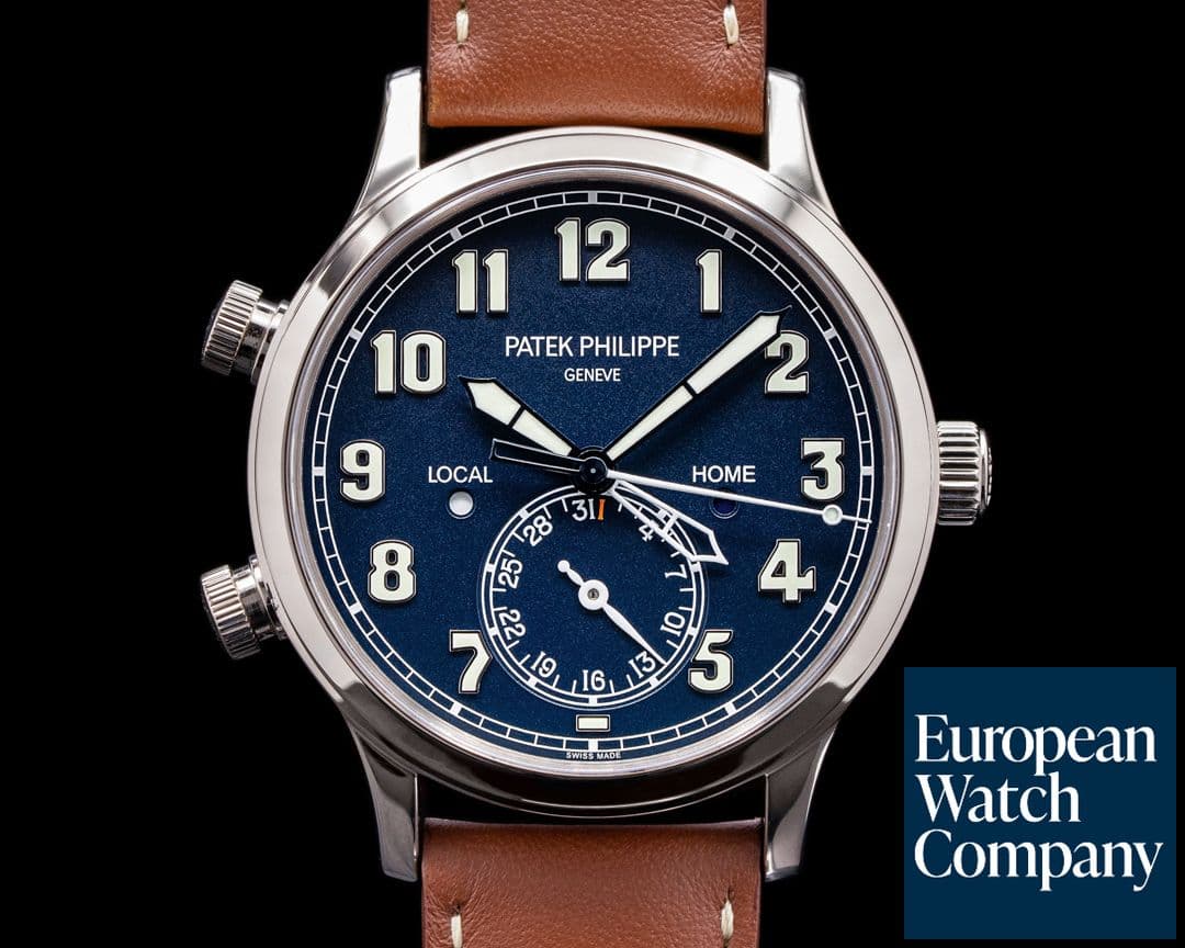 Image of Patek Philippe Calatrava 5524G Pilot Travel Time 18k White Gold 