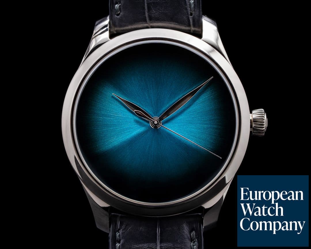 Image of H. Moser and Cie. Endeavour Centre Seconds Concept Blue Lagoon 18k LIMITED