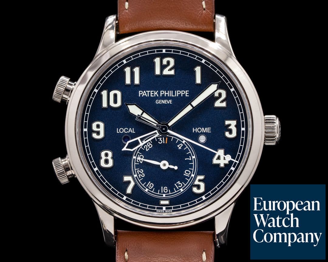Image of Patek Philippe Calatrava 5524G Pilot Travel Time 18k White Gold 