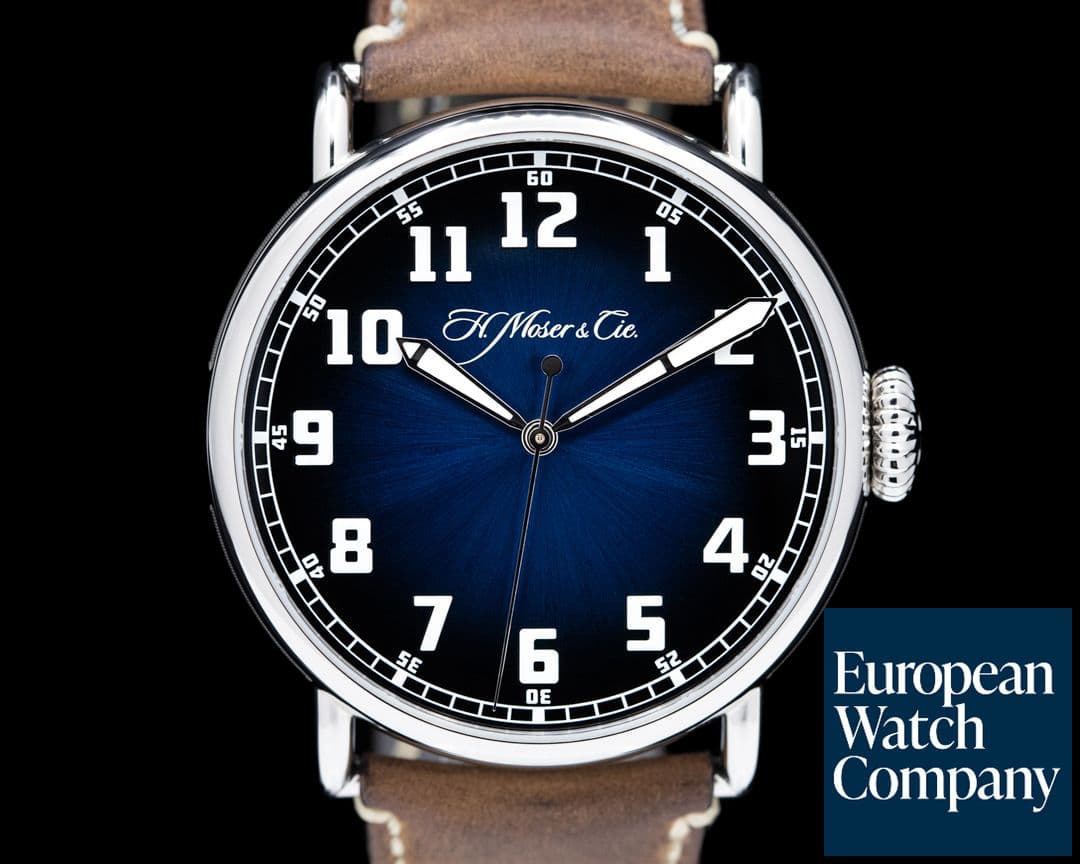Image of H. Moser and Cie. Heritage Pilot Center Seconds Funky Blue Dial