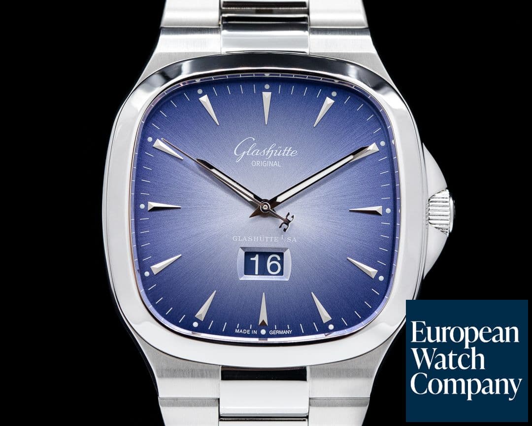 Image of Glashutte Original Senator Seventies Panorama Date SS Blue