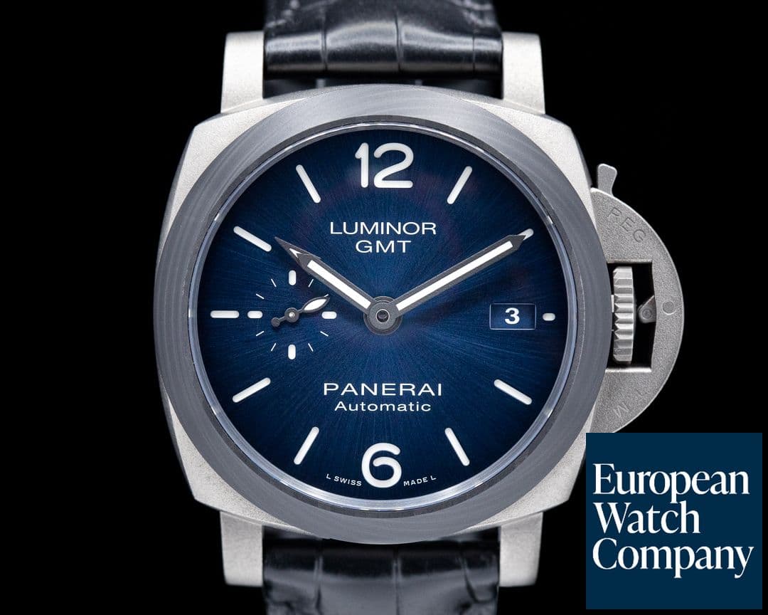 Image of Panerai Luminor GMT Titanium / Carbotech Blue Dial 42MM 2021