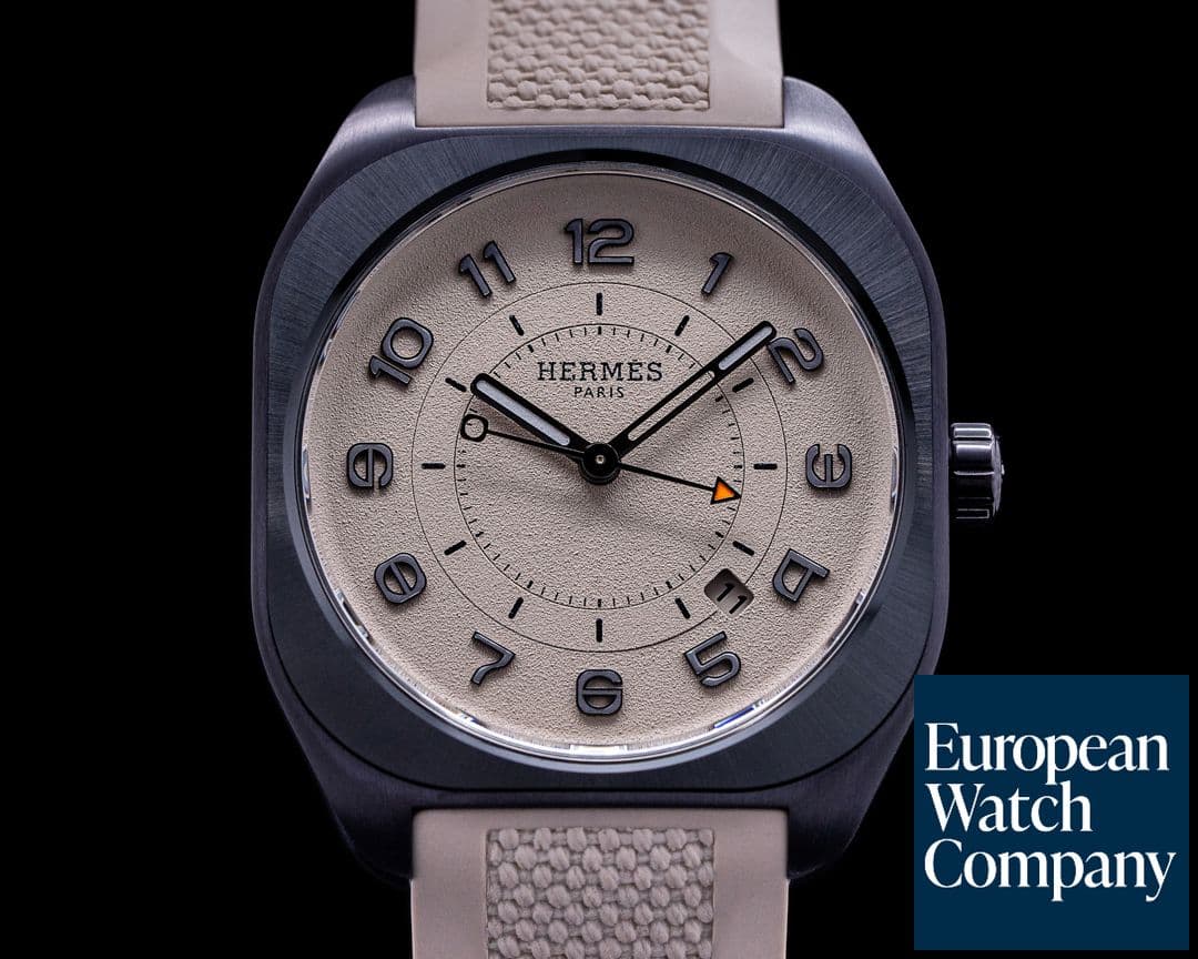 Image of Hermes Hermes H08 Limited for HODINKEE Titanium / Ceramic