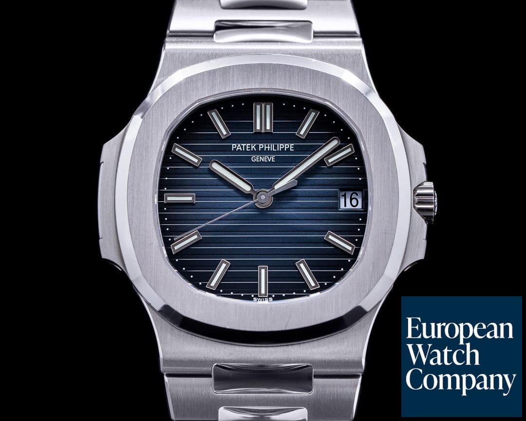 Image of Patek Philippe Jumbo Nautilus 5711/1A Blue Dial SS ORIGINAL FINISH