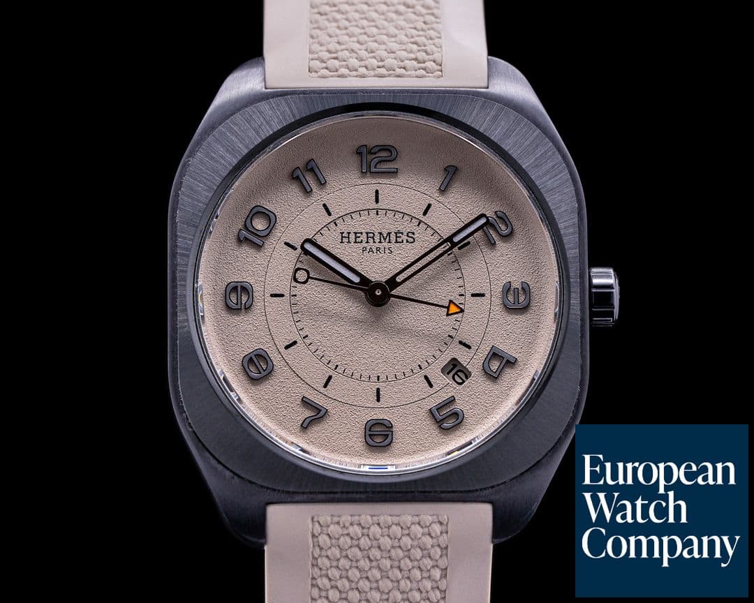Image of Hermes Hermes H08 Limited for HODINKEE Titanium / Ceramic