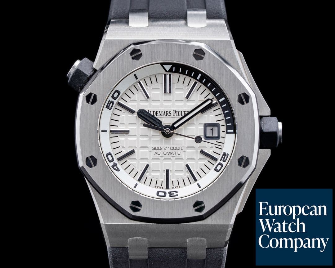 Image of Audemars Piguet Royal Oak Offshore 15710ST Diver White Dial 