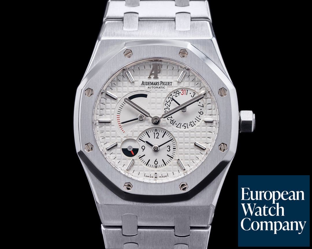 Image of Audemars Piguet Royal Oak Dual Time SS White Dial