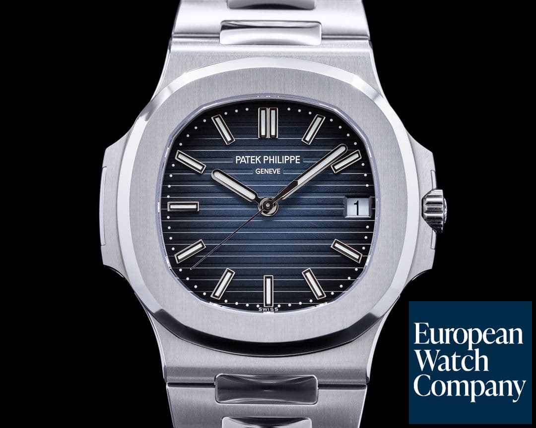 Image of Patek Philippe Jumbo Nautilus 5711 Blue Dial SS UNWORN 2021