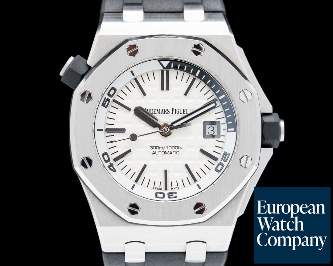 Image of Audemars Piguet Royal Oak Offshore 15710ST Diver White Dial 