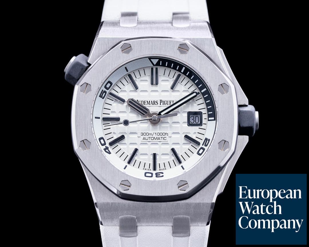 Image of Audemars Piguet Royal Oak Offshore 15710ST Diver White Dial 